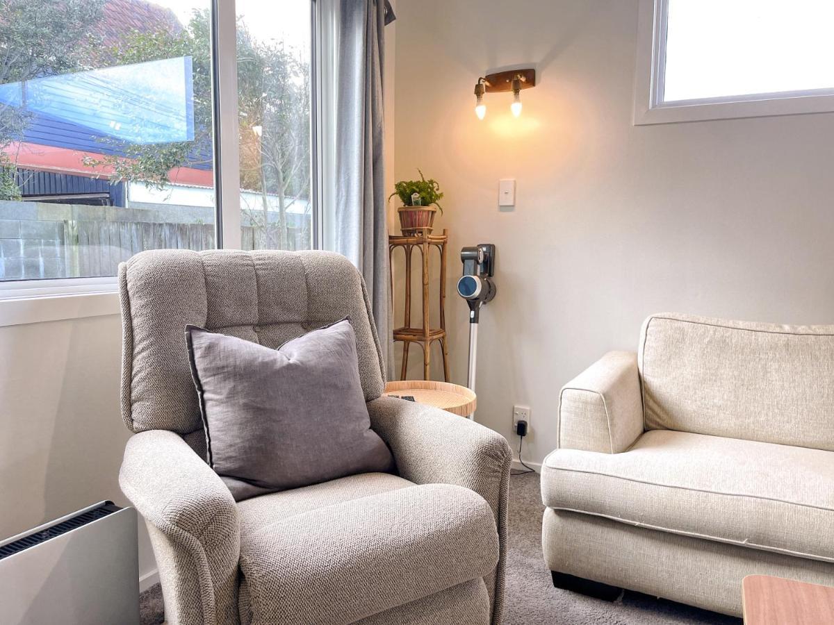 Cozy N Comfortable,5 Mins To Airport Villa Wellington Buitenkant foto