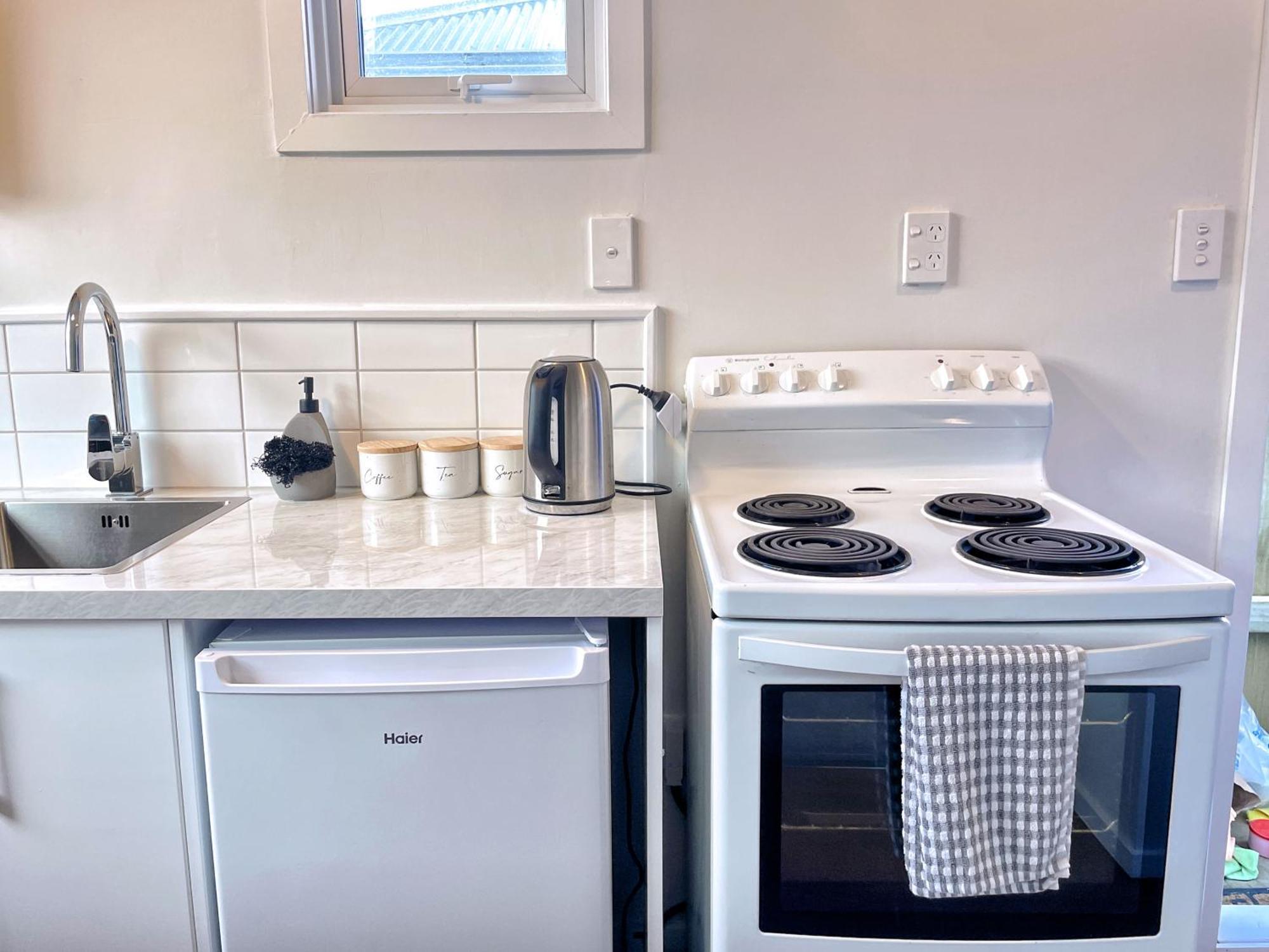 Cozy N Comfortable,5 Mins To Airport Villa Wellington Buitenkant foto