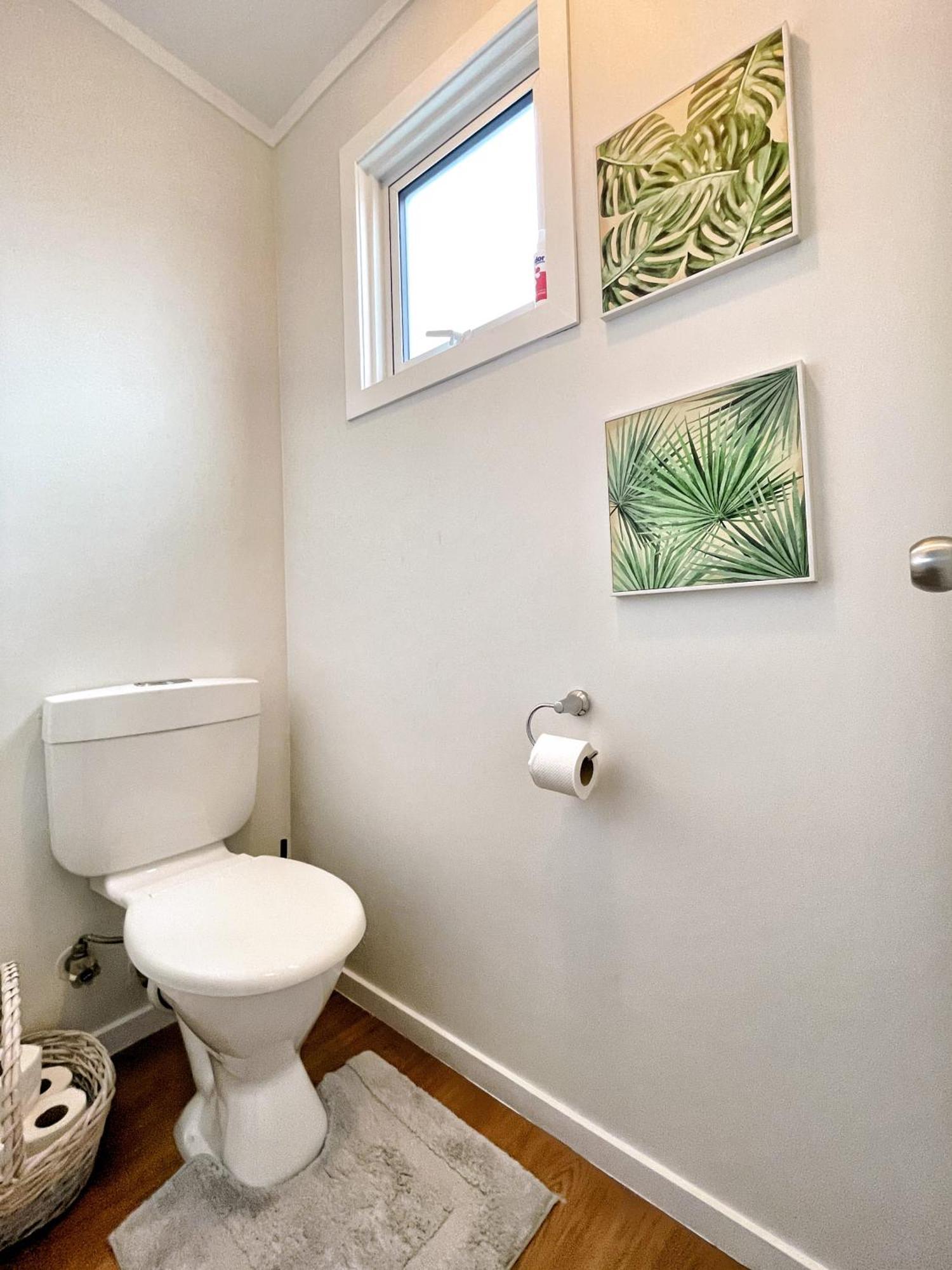 Cozy N Comfortable,5 Mins To Airport Villa Wellington Buitenkant foto